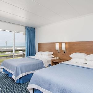 Double Room Two Double Beds Ocean View Non-Smoking